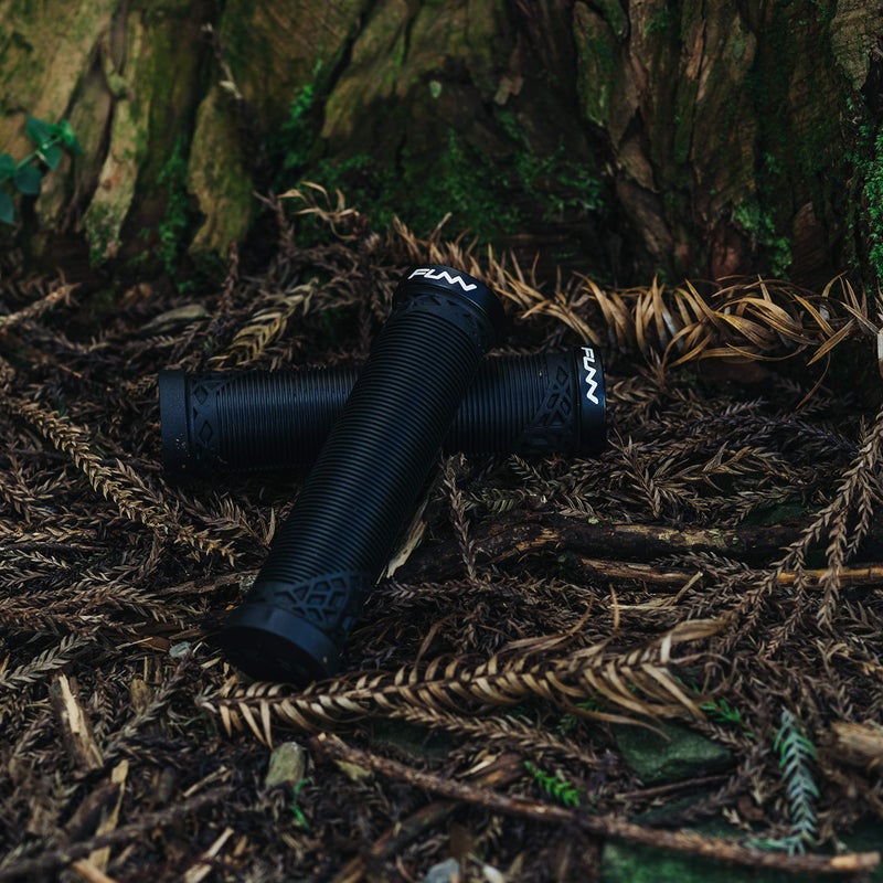 Funn Hilt Mountain Bike Handlebar Grips with Single Lock On Clamp, Lightweight and Ergonomic Bicycle Handlebar Grips with 22 mm Inner Diameter, Unique Patterned Bicycle Grips for MTB/BMX (Black) - Image 2